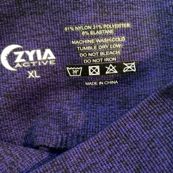 Zyia Dark Navy Seamless Hustle Shorts XL - Picture 6 of 9